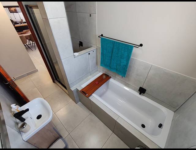 3 BEDROOM HOUSE FOR SALE IN HOOGLAND